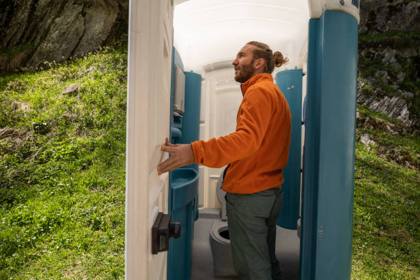Portable Toilet Options We Offer in Ludowici, GA